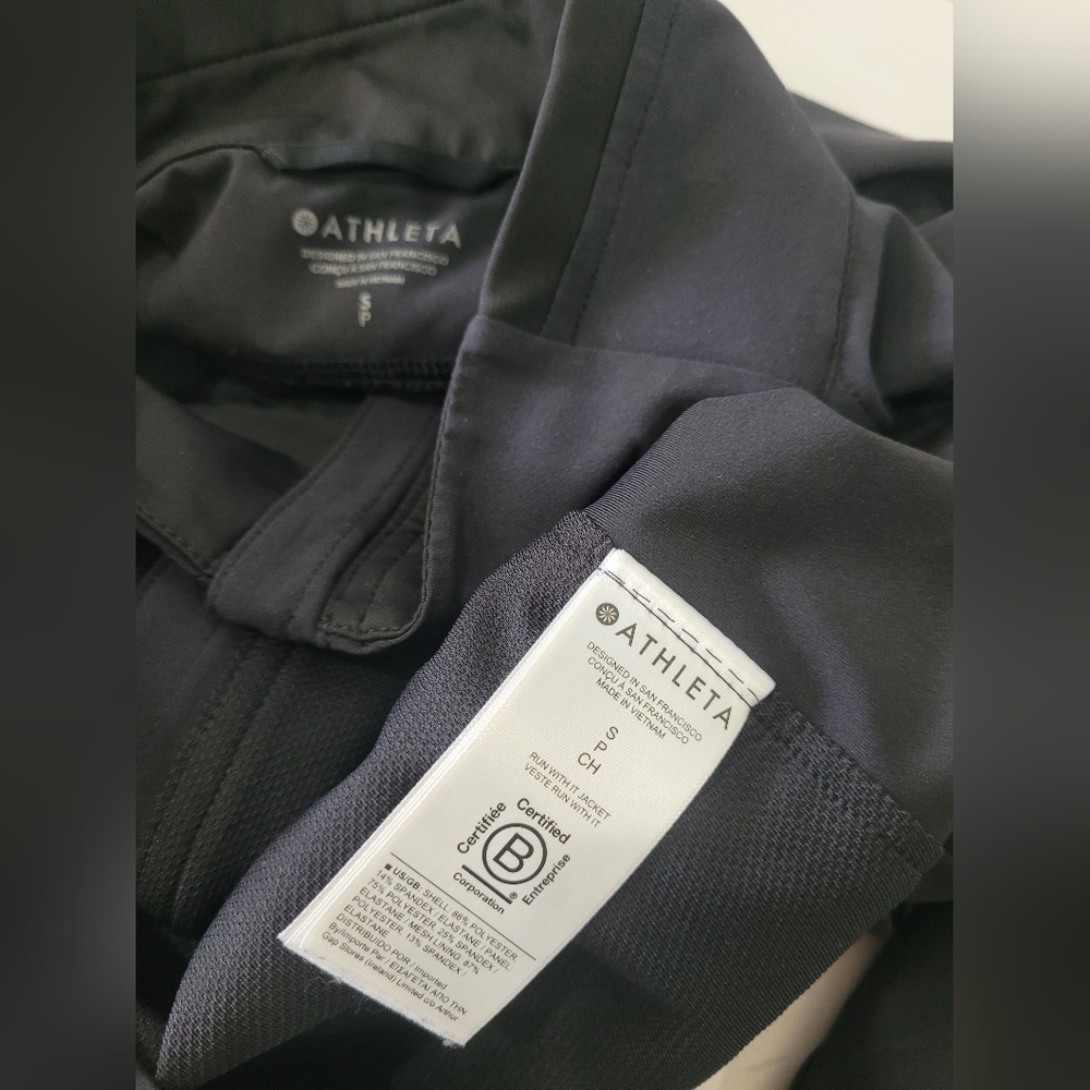 Athleta Run With It Jacket, BLACK SIZE S - Picture 8 of 15